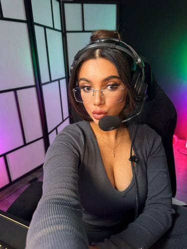 Julia Bayonetta OnlyFans darmowe 18